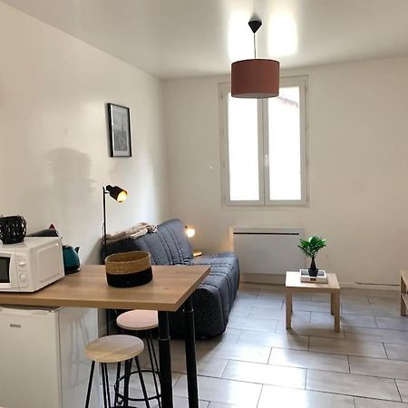 Jolie Studio En Centre Ville Шатору Экстерьер фото